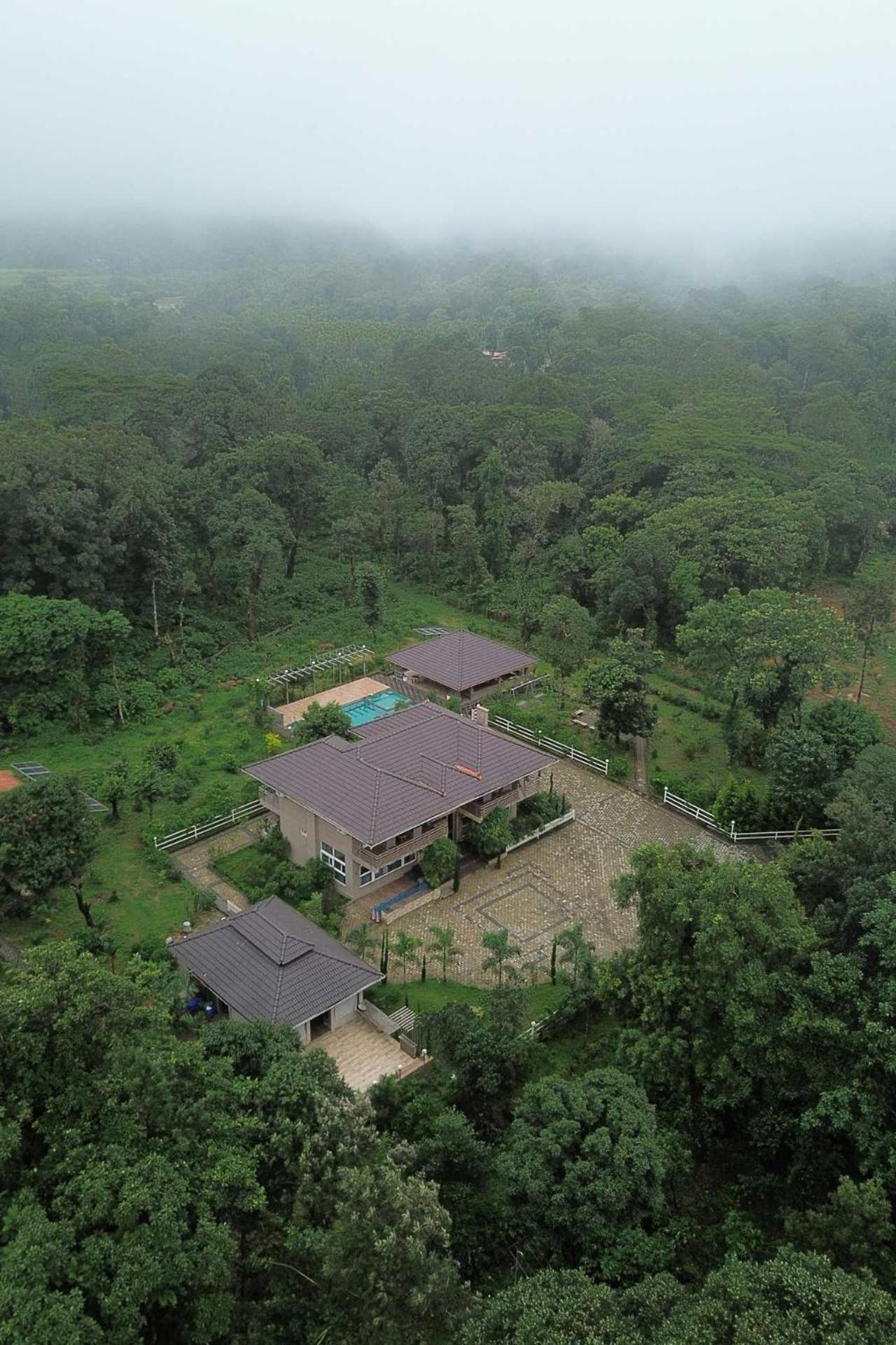 Coffee & Mist Luxury Villa- Comp Breakfast, Pool, Lounge, And Coffee Estate By Stayvista ماديكيري المظهر الخارجي الصورة
